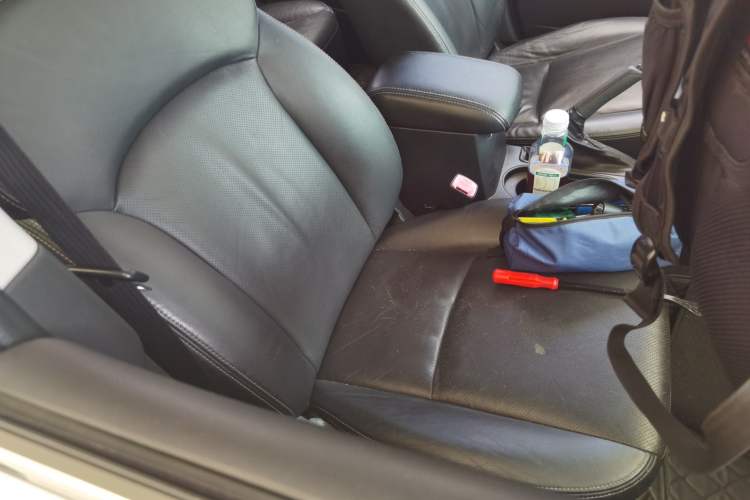 Used Subaru Forester 2014 2.5i Automatic Elite Edition Right Front Seat