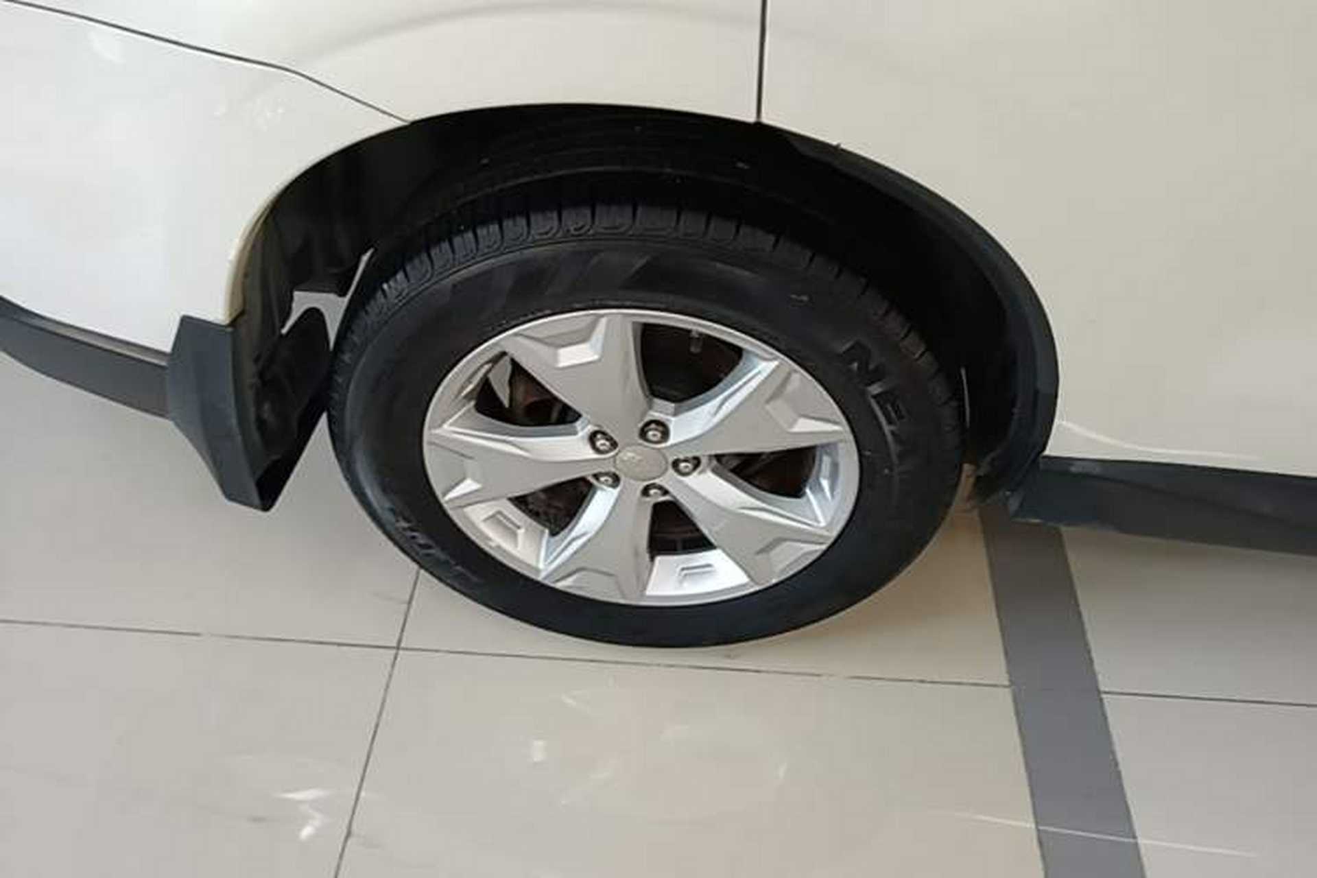 Used Subaru Forester 2014 2.5i Automatic Elite Edition Right Rear Wheel Hub