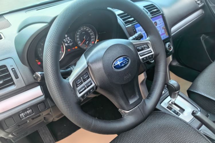 Used Subaru Forester 2014 2.0i Automatic Luxury Edition Steering Wheel