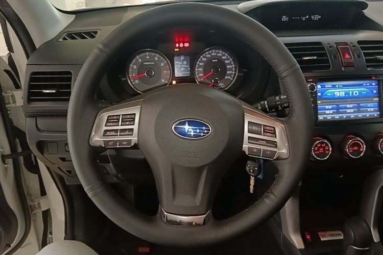 Used Subaru Forester 2014 2.5i Automatic Elite Edition Steering Wheel