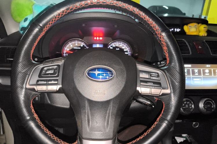 Used Subaru Forester 2014 2.5i Automatic Elite Edition Steering Wheel