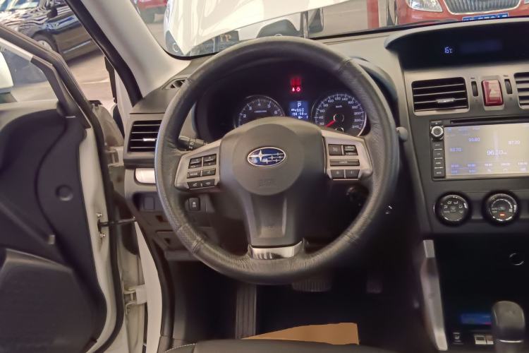 Used Subaru Forester 2014 2.0i Automatic Luxury Edition Steering Wheel