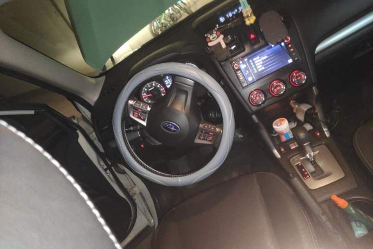 Used Subaru Forester 2014 2.5i Automatic Elite Edition Steering Wheel