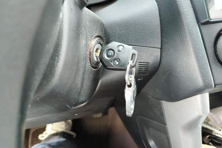 Used Subaru Forester 2014 2.5i Automatic Elite Edition Vehicle Key