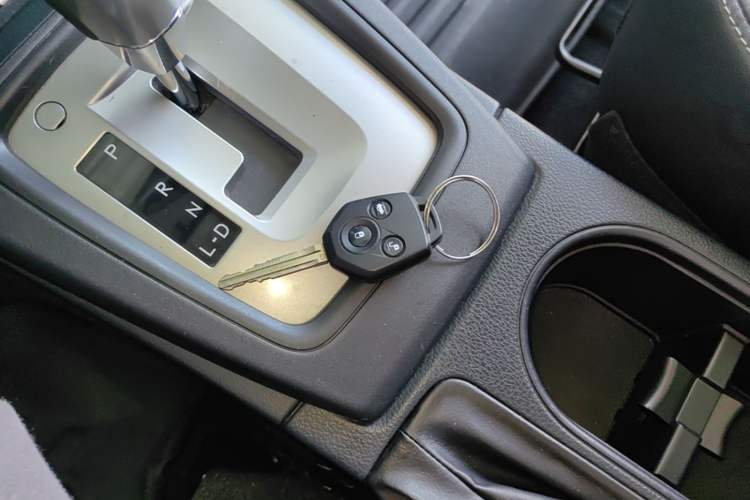 Used Subaru Forester 2014 2.5i Automatic Elite Edition Vehicle Key