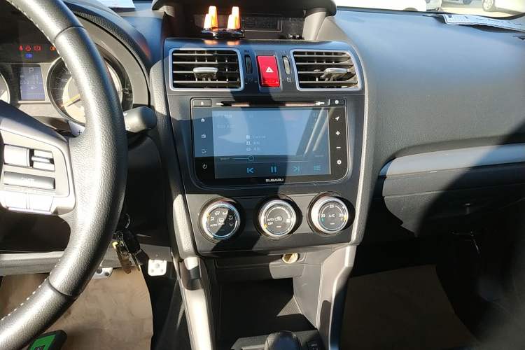 Used Subaru Forester 2015 2.0i Special Edition Commemorative Model Audio And AC Panel