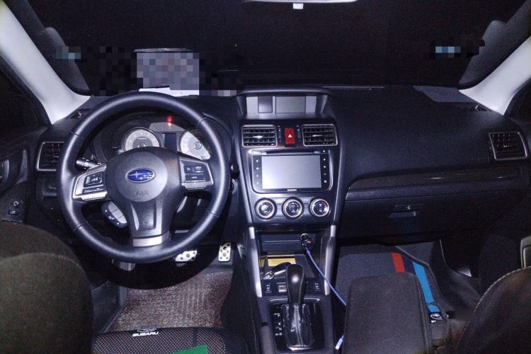 Used Subaru Forester 2015 2.5i Special Edition Commemorative Model Center Console
