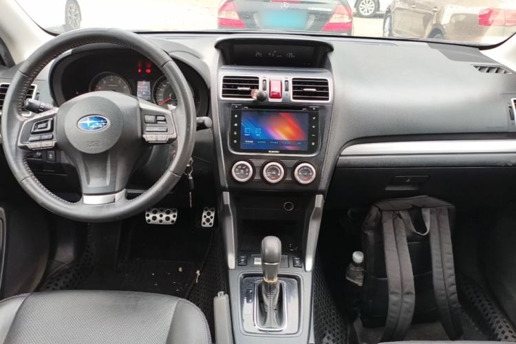 Used Subaru Forester 2015 2.0i Special Edition Commemorative Model Center Console