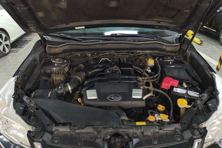 Used Subaru Forester 2015 2.0i Special Edition Commemorative Model Engine Bay