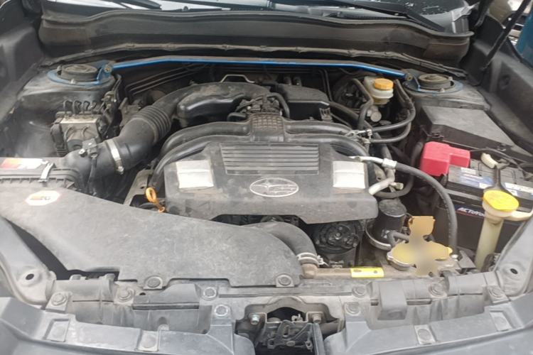 Used Subaru Forester 2015 2.0i Special Edition Commemorative Model Engine Bay