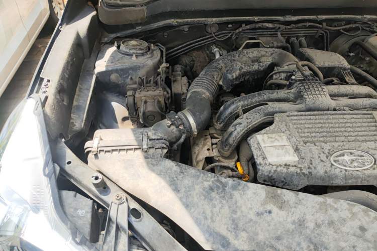 Used Subaru Forester 2015 2.0i Special Edition Commemorative Model Engine Bay Right