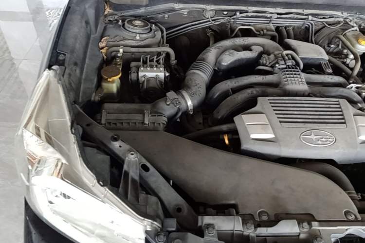 Used Subaru Forester 2015 2.5i Special Edition Commemorative Model Engine Bay Right