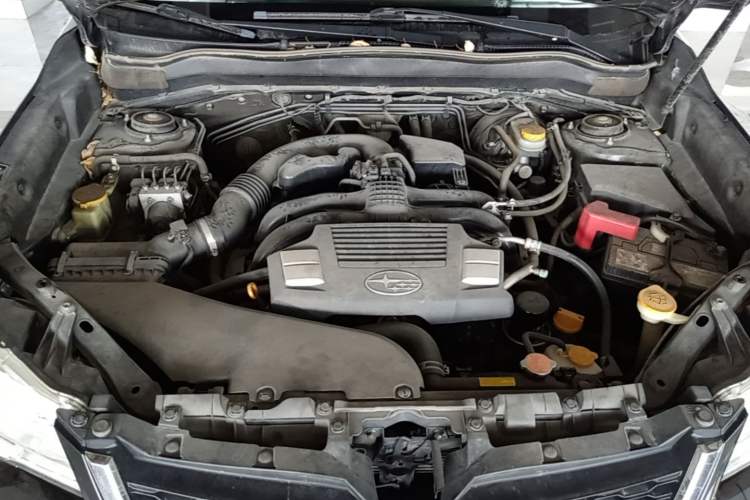 Used Subaru Forester 2015 2.5i Special Edition Commemorative Model Engine Bay