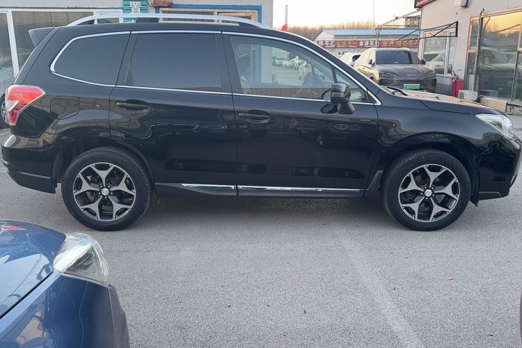 Used Subaru Forester 2015 2.0i Special Edition Commemorative Model Exterior 2