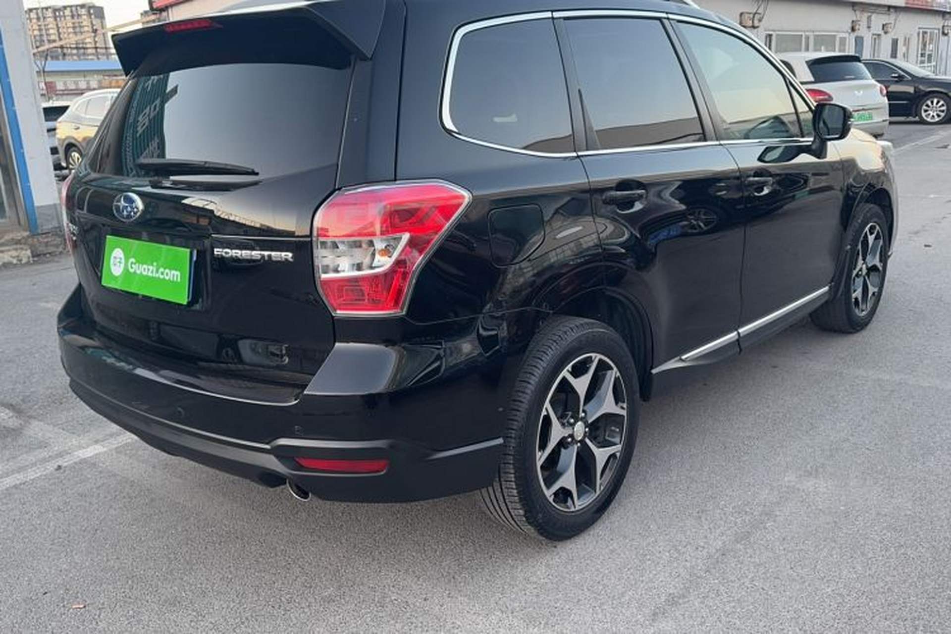 Used Subaru Forester 2015 2.0i Special Edition Commemorative Model Exterior 3