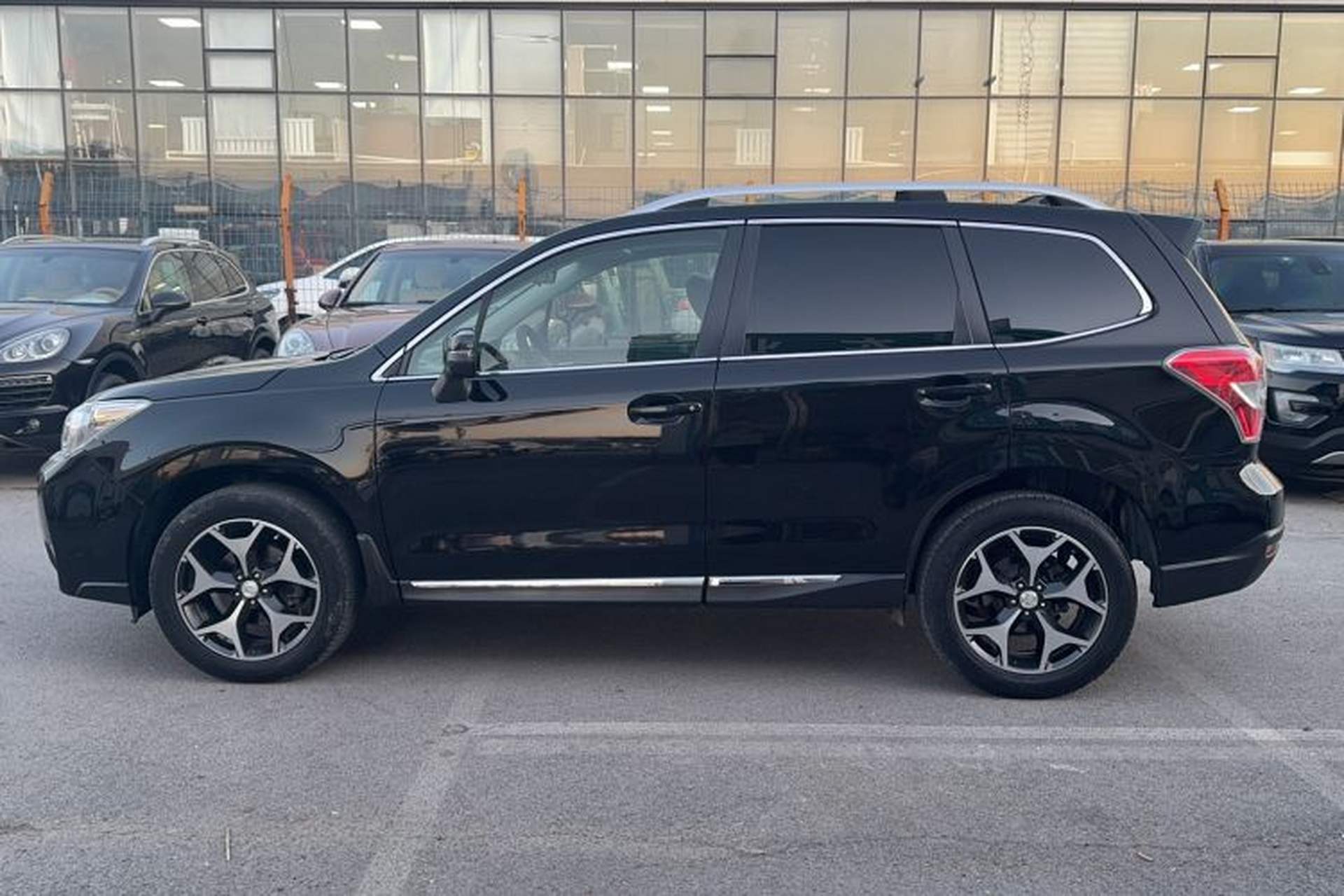 Used Subaru Forester 2015 2.0i Special Edition Commemorative Model Exterior 5