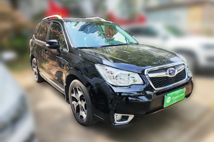 Used Subaru Forester 2015 2.0i Special Edition Commemorative Model Front Right 45 Deg
