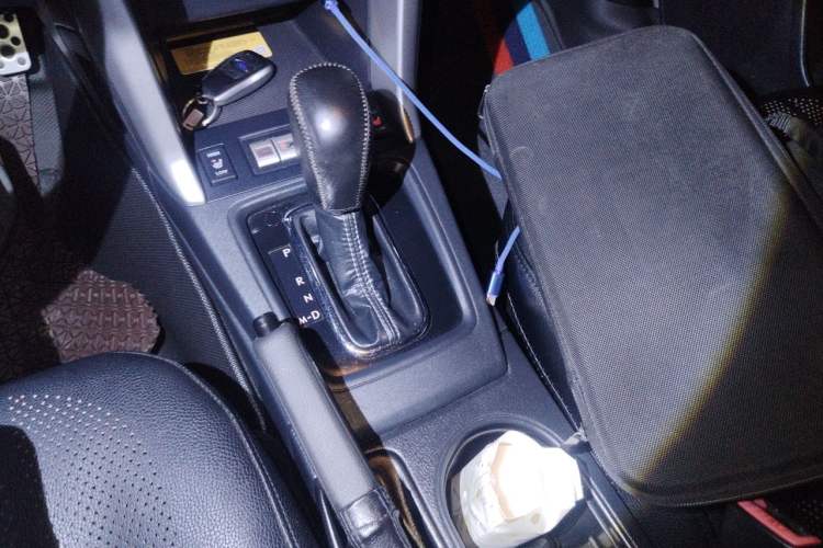 Used Subaru Forester 2015 2.5i Special Edition Commemorative Model Gear Lever
