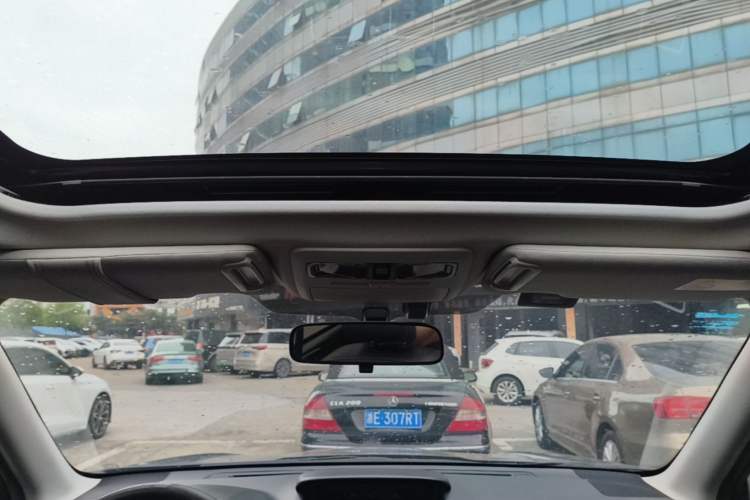 Used Subaru Forester 2015 2.0i Special Edition Commemorative Model Headliner