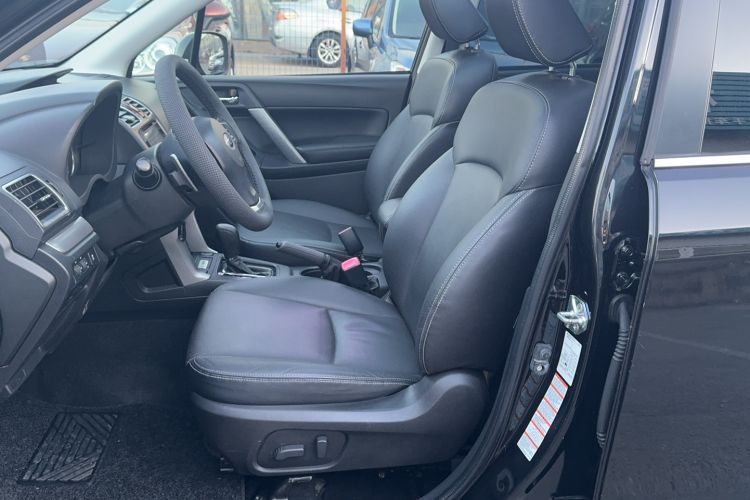 Used Subaru Forester 2015 2.0i Special Edition Commemorative Model Interior 1