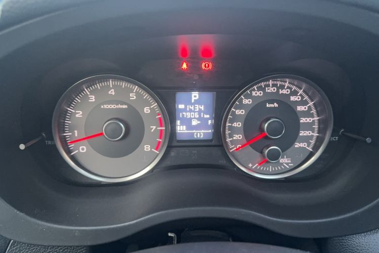 Used Subaru Forester 2015 2.0i Special Edition Commemorative Model Odometer Close Up