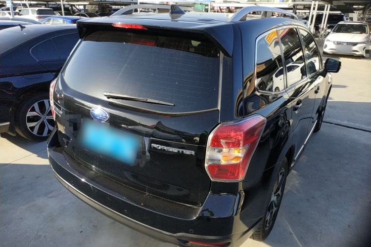 Used Subaru Forester 2015 2.0i Special Edition Commemorative Model Rear Right 45 Deg