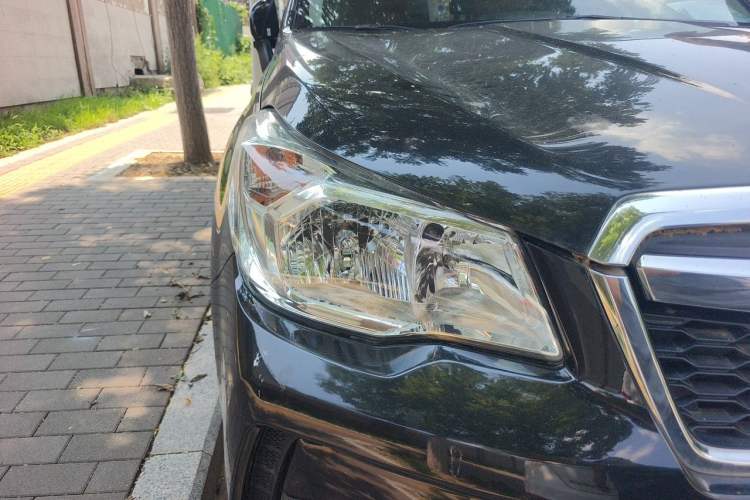 Used Subaru Forester 2015 2.0i Special Edition Commemorative Model Right Front Headlight