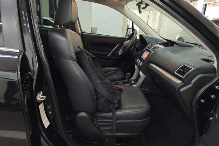 Used Subaru Forester 2015 2.0i Special Edition Commemorative Model Right Front Seat