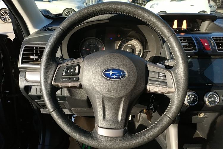 Used Subaru Forester 2015 2.0i Special Edition Commemorative Model Steering Wheel