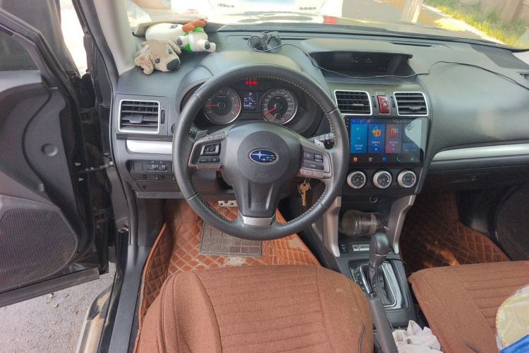Used Subaru Forester 2015 2.0i Special Edition Commemorative Model Steering Wheel