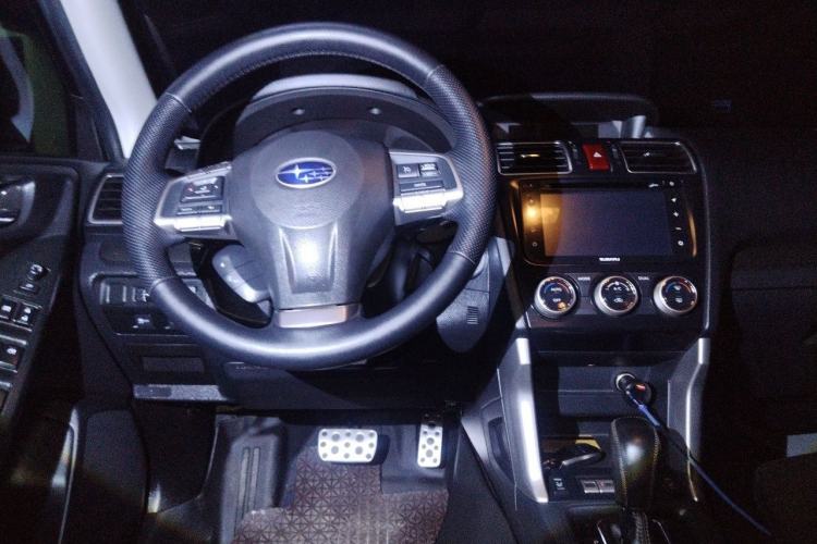 Used Subaru Forester 2015 2.5i Special Edition Commemorative Model Steering Wheel