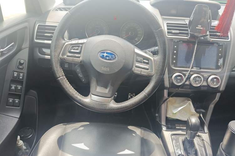 Used Subaru Forester 2015 2.5i Special Edition Commemorative Model Steering Wheel