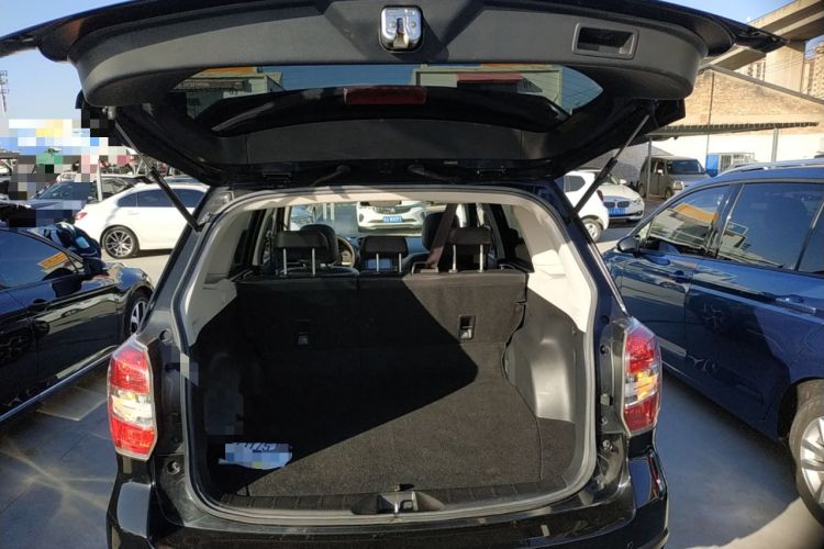 Used Subaru Forester 2015 2.0i Special Edition Commemorative Model Trunk