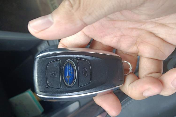 Used Subaru Forester 2015 2.5i Special Edition Commemorative Model Vehicle Key