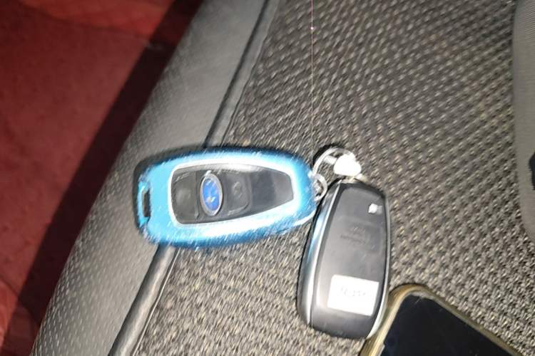 Used Subaru Forester 2015 2.5i Special Edition Commemorative Model Vehicle Key