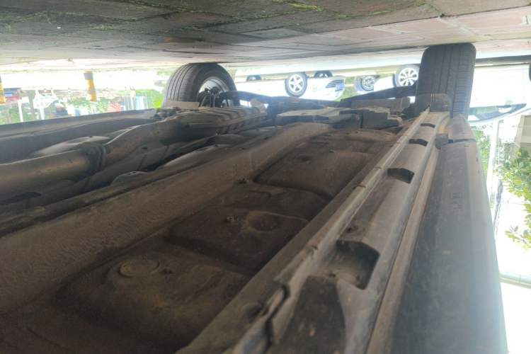 Used Subaru Forester 2015 2.5i Special Edition Commemorative Model Chassis Front Right