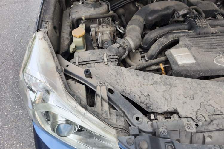 Used Subaru Forester 2015 2.5i Special Edition Commemorative Model Engine Bay Right