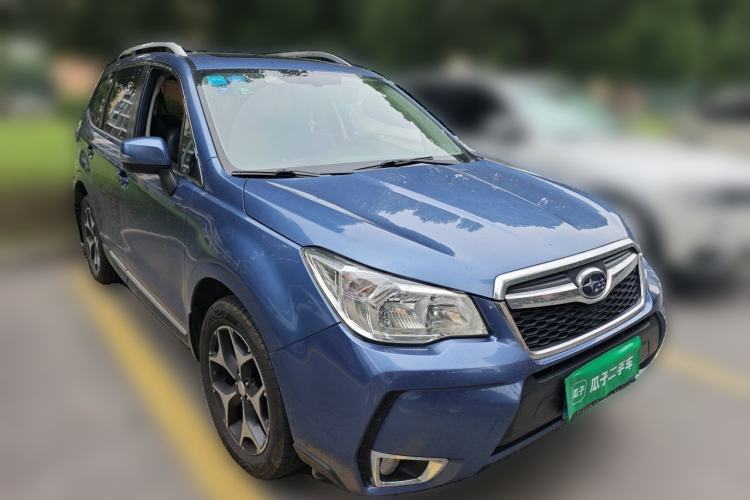 Used Subaru Forester 2015 2.0i Special Edition Commemorative Model Front Right 45 Deg