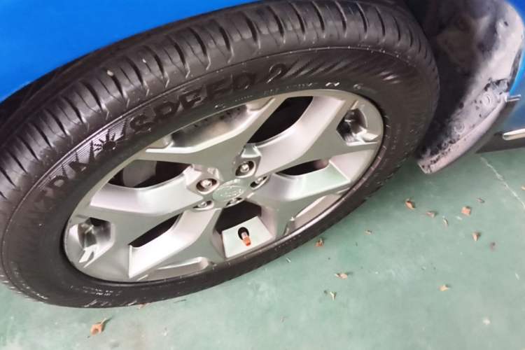 Used Subaru Forester 2015 2.5i Special Edition Commemorative Model Left Front Wheel Hub