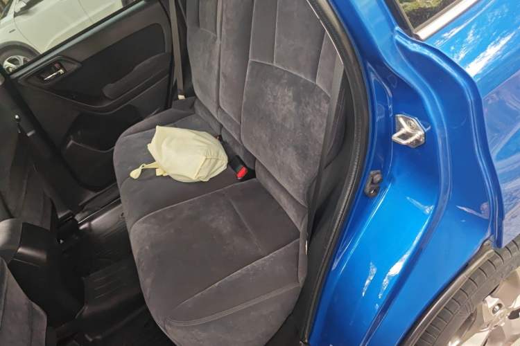 Used Subaru Forester 2015 2.5i Special Edition Commemorative Model Left Rear Seat