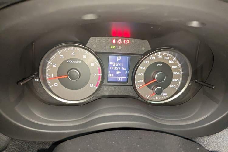 Used Subaru Forester 2015 2.0i Special Edition Commemorative Model Odometer Close Up
