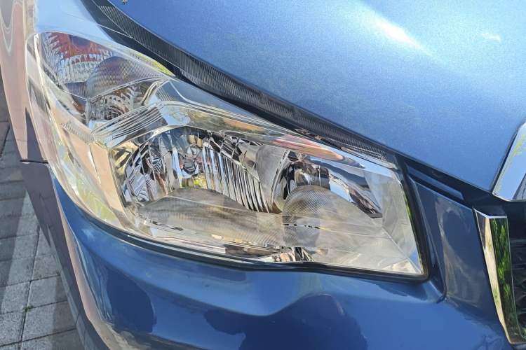 Used Subaru Forester 2015 2.0i Special Edition Commemorative Model Right Front Headlight