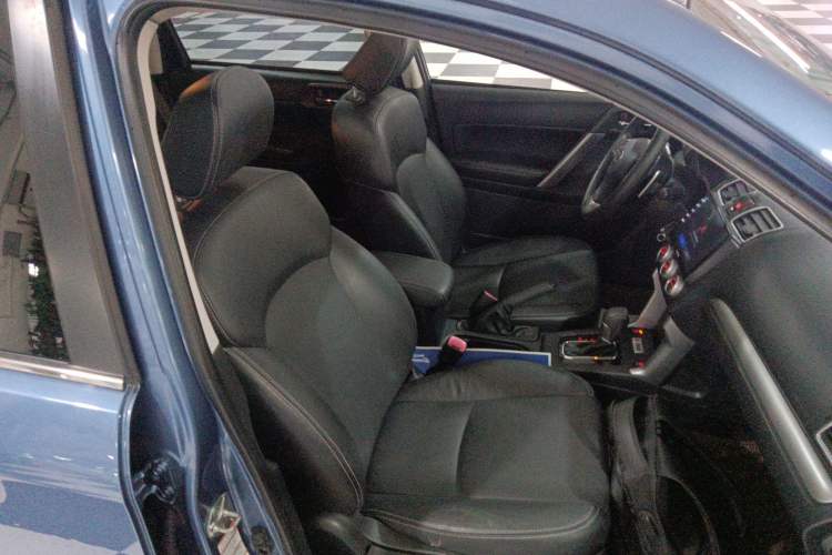 Used Subaru Forester 2015 2.0i Special Edition Commemorative Model Right Front Seat