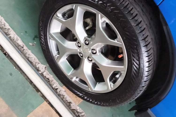 Used Subaru Forester 2015 2.5i Special Edition Commemorative Model Right Rear Wheel Hub