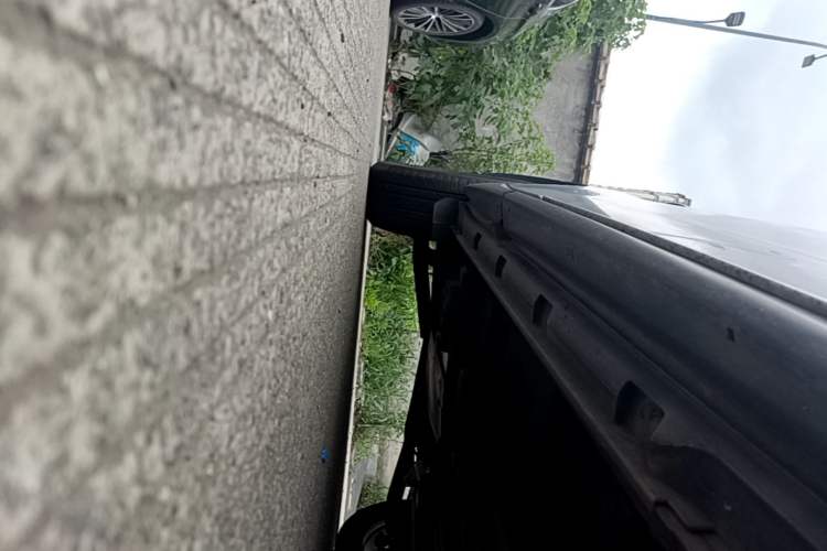 Used Subaru Forester 2015 2.0i Special Edition Commemorative Model Right Side Sill