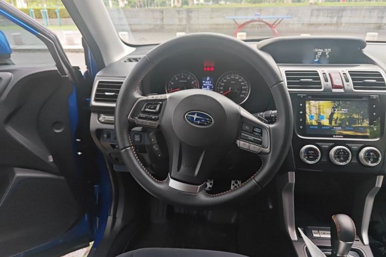 Used Subaru Forester 2015 2.5i Special Edition Commemorative Model Steering Wheel