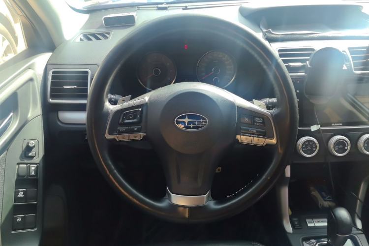 Used Subaru Forester 2015 2.0i Special Edition Commemorative Model Steering Wheel