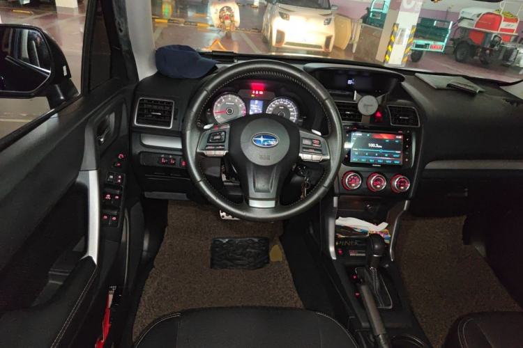 Used Subaru Forester 2015 2.0i Special Edition Commemorative Model Steering Wheel
