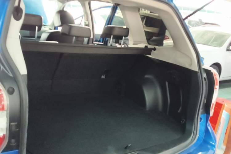 Used Subaru Forester 2015 2.5i Special Edition Commemorative Model Trunk