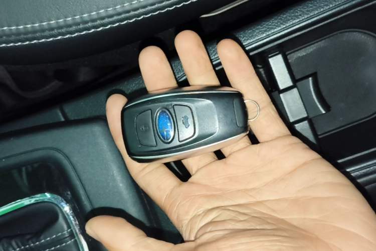 Used Subaru Forester 2015 2.5i Special Edition Commemorative Model Vehicle Key